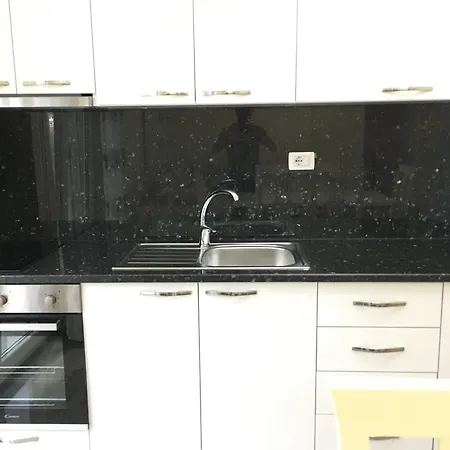 דירה Kledi Hotel-apartments Shëngjin