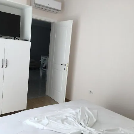 Kledi Hotel-apartments