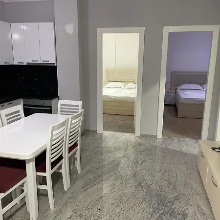 Kledi Hotel-apartments Daire